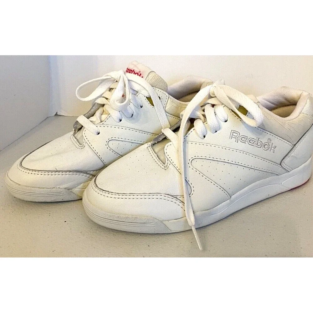 Reebok Womens Size 6.5 White Sneakers‎ Y2K